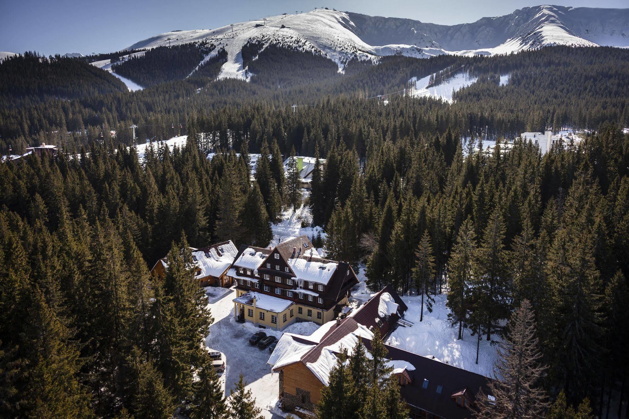 Hotel Mikulasska Chata Demanovska Dolina Luaran gambar